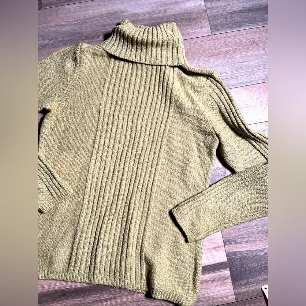 Sundance Silk Blend‎ Turtleneck - Medium